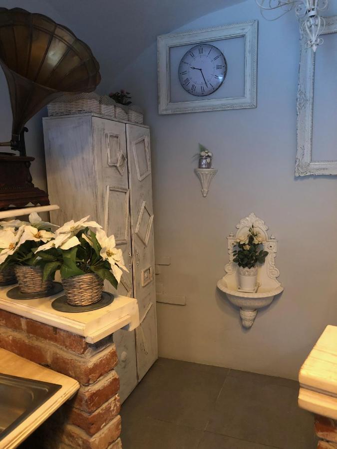 Godot Apartman Mişcolţ Exterior foto
