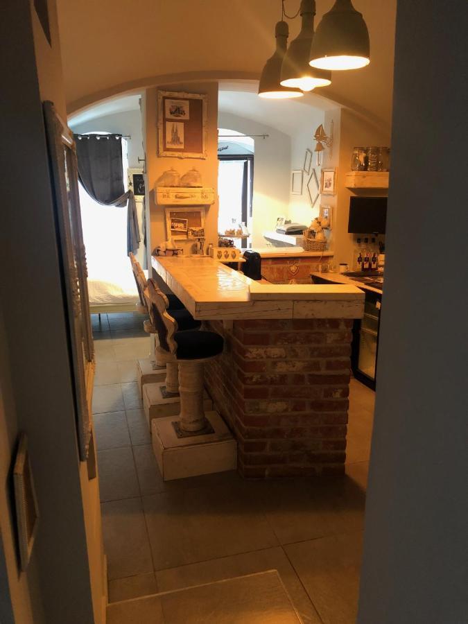Godot Apartman Mişcolţ Exterior foto